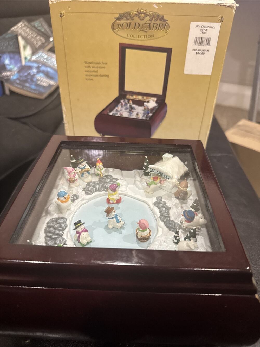 Mr Christmas Gold Label Vintage Music Box Frosty The Snowman